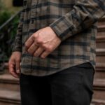 Chemise Alaskan Guide Plaid Monday Vert Loutre-noir – Image 6