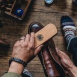 Cobbler's Choice Brosse à Chaussures Premium Tan Friday – Image 4